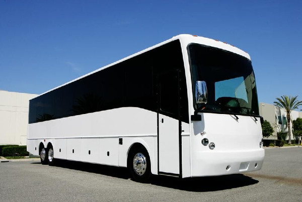 St Louis 50 Passenger Charter Bus